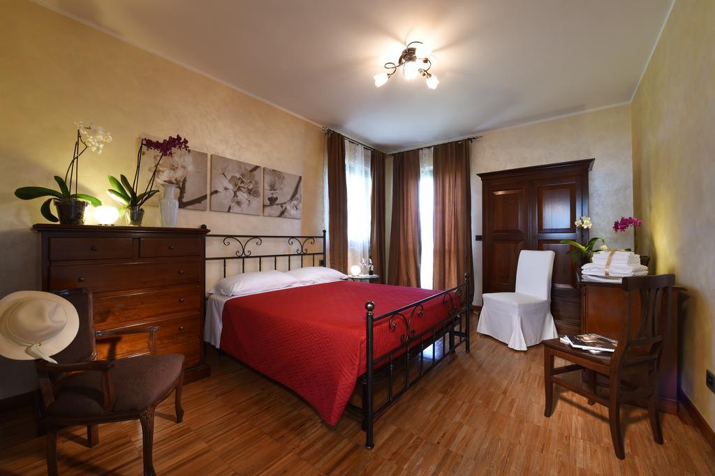 Villa Vecchio Castagnito Pokój zdjęcie
